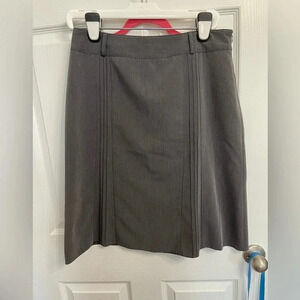CATO Gray pleated Skirt Size 8 pencil business work belt loops charcoal side zip